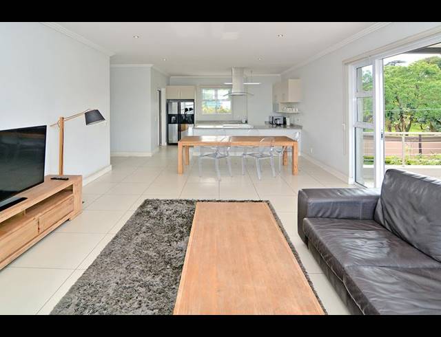 4 BEDROOM PROPERTY TO RENT IN BRYANSTON